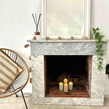 Apartamento 83m2 De Charme Au Coeur De La Cite Imperiale