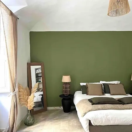 83m2 De Charme Au Coeur De La Cite Imperiale Ajaccio (Corsica)