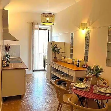 83m2 De Charme Au Coeur De La Cite Imperiale Lejlighed *