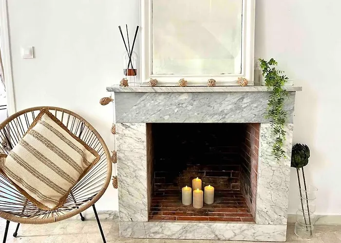 Апартаменты 83m2 De Charme Au Coeur De La Cite Imperiale